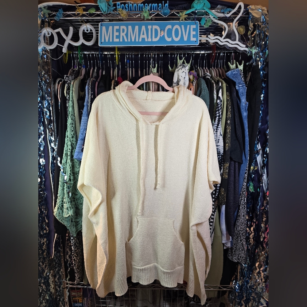#0219 NEW Boutique One Size Cream Hoodie Poncho 36-39"ptp 39"Long SOFT!